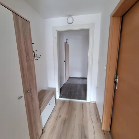 Apartma 8 Appartement